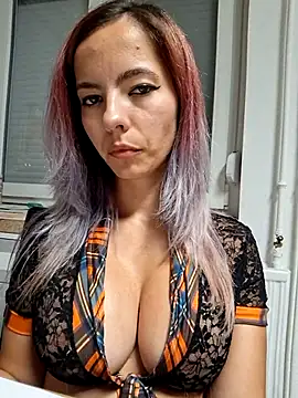 allinqueen online show from 10-13-25, 10:54