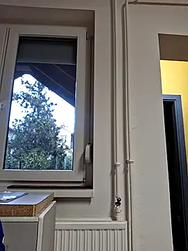 allinqueen online show from 10-22-25, 02:50