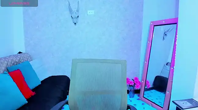 AliciaChelios online show from 02-02-25, 09:34