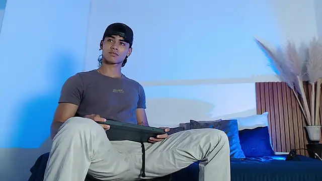 zander 2120 online show from 01-25-25, 05:19