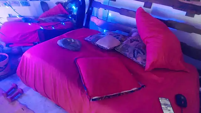 laye19 online show from 03-08-25, 03:39