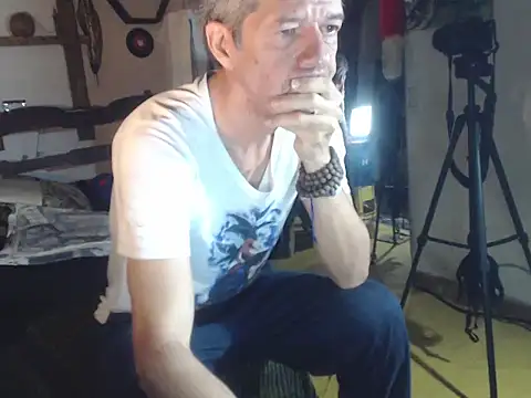 laye19 online show from 09-19-25, 12:56