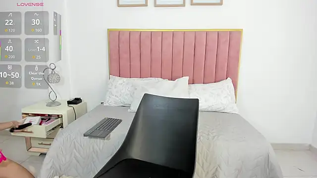 JenyWells online show from 10-21-25, 09:26