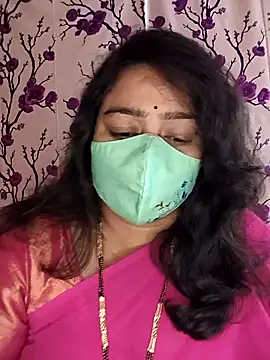 neelu-hoty online show from 01-18-25, 03:27