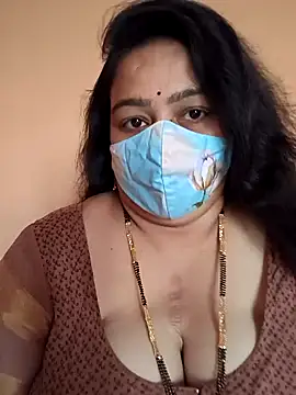 neelu-hoty online show from 02-05-25, 09:15