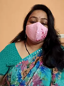 neelu-hoty online show from 02-07-25, 09:58