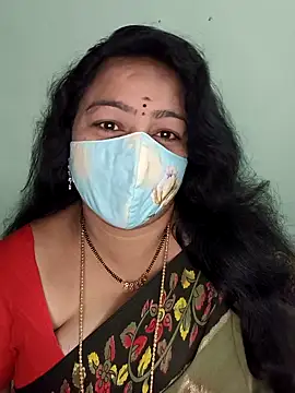 neelu-hoty online show from 09-18-25, 02:30