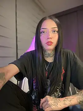 ANDREA FERRY online show from 02-02-25, 07:41