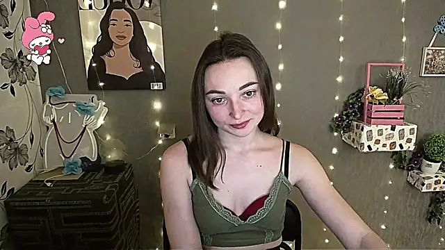 Snapshot of _Barbie_Kiss_ chatting on 02-05-25, 11:44  Barbie Kiss  online show from 02-05-25, 11:44