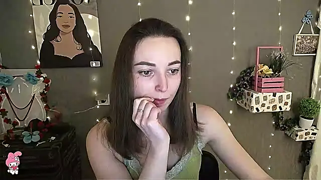 Snapshot of _Barbie_Kiss_ chatting on 02-10-25, 01:33  Barbie Kiss  online show from 02-10-25, 01:33
