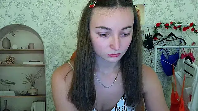 Snapshot of _Barbie_Kiss_ chatting on 10-21-25, 03:24  Barbie Kiss  online show from 10-21-25, 03:24