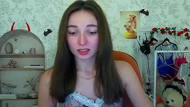 Snapshot of _Barbie_Kiss_ chatting on 10-26-25, 03:18  Barbie Kiss  online show from 10-26-25, 03:18