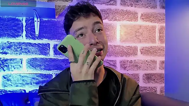 noah ricci online show from 09-19-25, 12:39