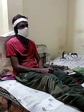 Snapshot of Chocolate_stud10 chatting on 02-10-26, 04:00 Chocolate stud10 online show from 02-10-26, 04:00