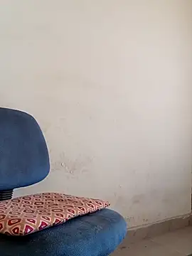 Snapshot of Chocolate_stud10 chatting on 02-13-26, 06:31 Chocolate stud10 online show from 02-13-26, 06:31