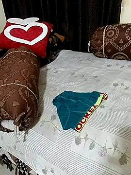 Snapshot of Chocolate_stud10 chatting on 02-14-26, 09:00 Chocolate stud10 online show from 02-14-26, 09:00