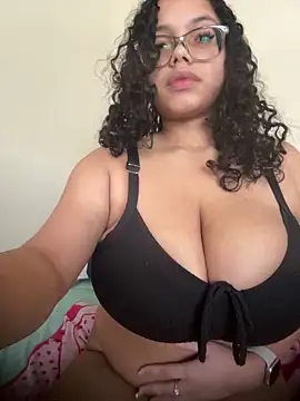 Snapshot of kelsmx chatting on 01-21-25, 04:48 kelsmx online show from 01-21-25, 04:48