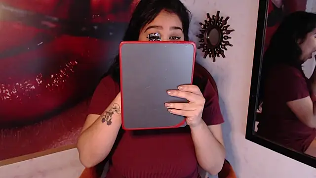 Snapshot of VenussTits97 chatting on 12-05-24, 11:40 VenussTits97 online show from 12-05-24, 11:40