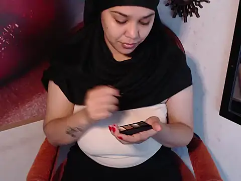 Snapshot of VenussTits97 chatting on 12-19-24, 12:02 VenussTits97 online show from 12-19-24, 12:02