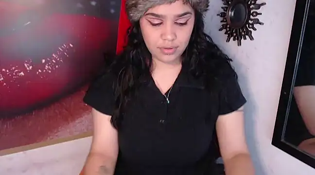 Snapshot of VenussTits97 chatting on 12-26-24, 07:05 VenussTits97 online show from 12-26-24, 07:05