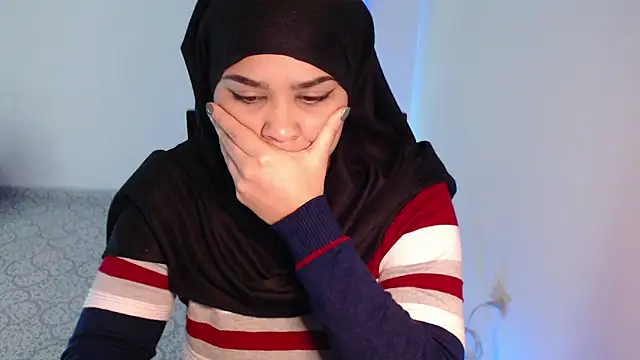 Snapshot of VenussTits97 chatting on 02-27-25, 02:42 VenussTits97 online show from 02-27-25, 02:42