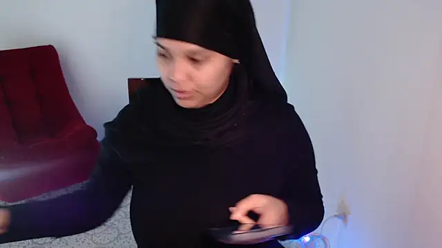 Snapshot of VenussTits97 chatting on 03-04-25, 11:32 VenussTits97 online show from 03-04-25, 11:32