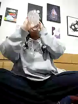 Snapshot of VenussTits97 chatting on 10-12-25, 04:17 VenussTits97 online show from 10-12-25, 04:17