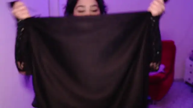 Snapshot of VenussTits97 chatting on 02-25-26, 11:36 VenussTits97 online show from 02-25-26, 11:36