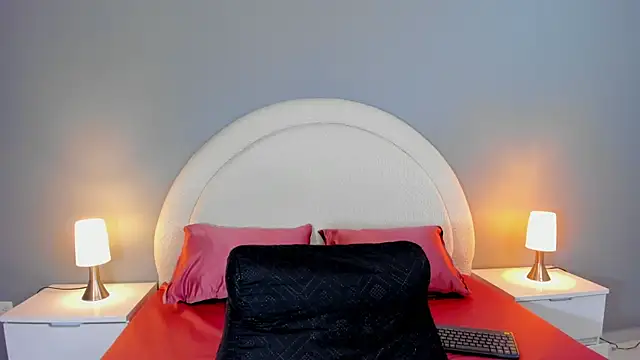 Eva bigboobs online show from 12-04-25, 11:41