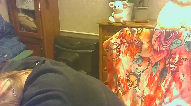 Manulyonok51 online show from 02-24-25, 01:13