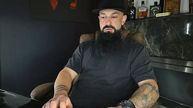 axxelrich  online show from 11-10-25, 05:06