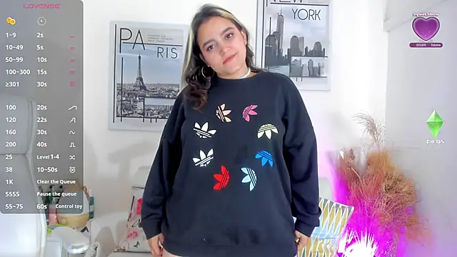 Snapshot of katy_giil chatting on 01-18-25, 12:47 katy giil online show from 01-18-25, 12:47