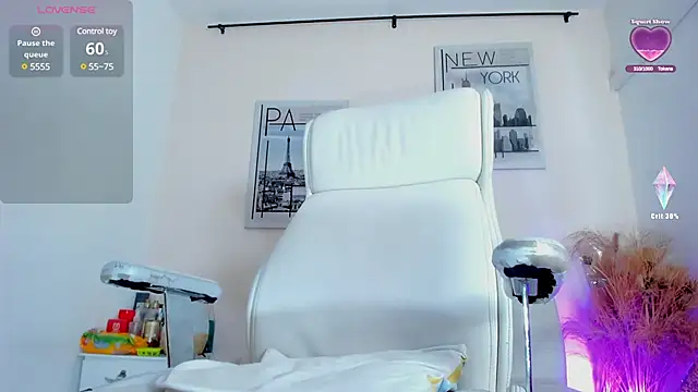 Snapshot of katy_giil chatting on 01-29-25, 10:32 katy giil online show from 01-29-25, 10:32