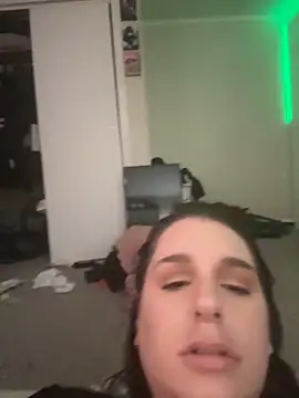 menaceswife online show from 12-15-24, 04:04