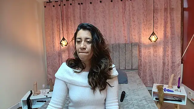 VioletaScott  online show from 09-19-25, 01:12