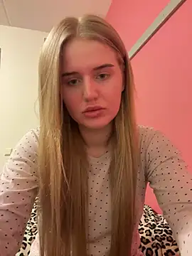 yourhornyslut online show from 02-25-25, 08:41