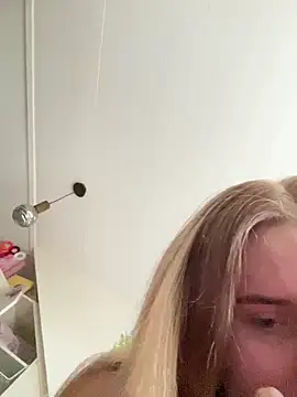 yourhornyslut online show from 02-27-25, 12:13