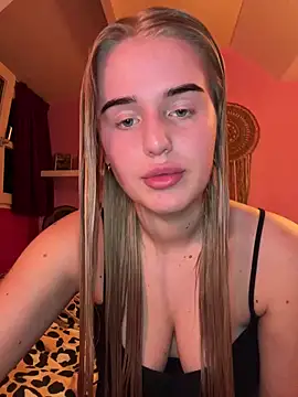 yourhornyslut online show from 03-19-25, 08:32