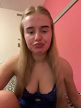 yourhornyslut online show from 03-22-25, 09:42