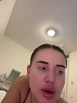 yourhornyslut online show from 02-19-26, 06:59