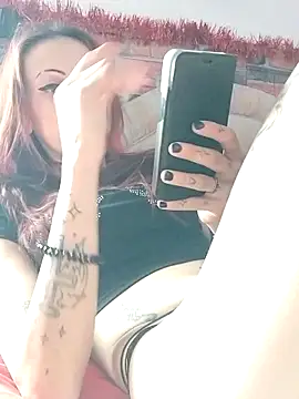 kriszy baby online show from 12-04-25, 08:23