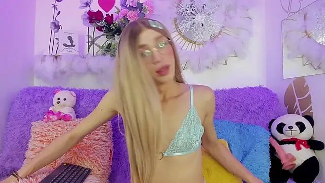 Ariadna Evangeline online show from 02-20-26, 04:53