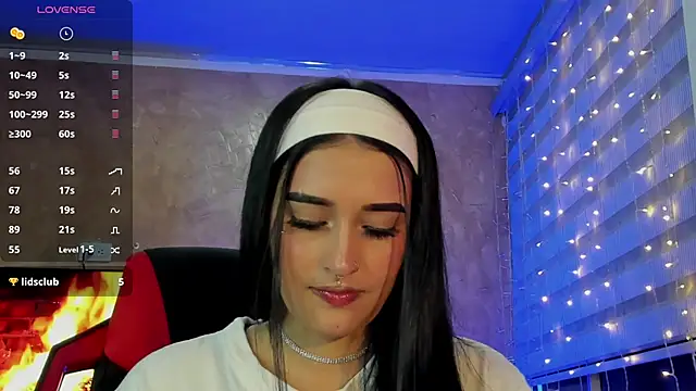 Charlotte greys online show from 01-11-25, 02:09