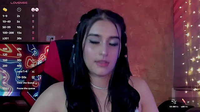 Charlotte greys online show from 02-09-25, 05:19