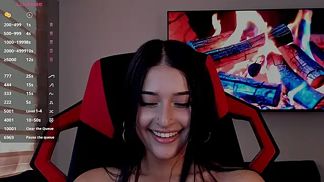 Charlotte greys online show from 09-12-25, 07:36