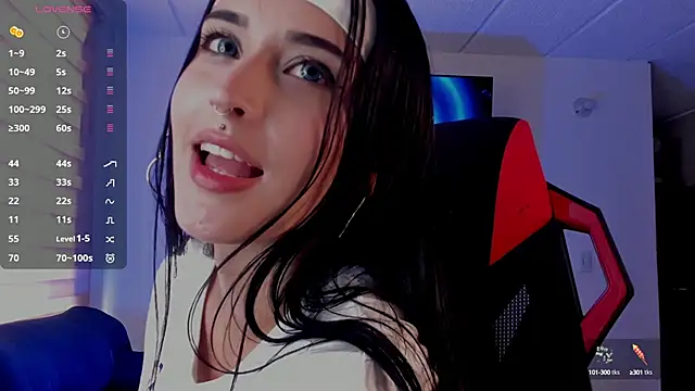 Charlotte greys online show from 09-18-25, 08:22