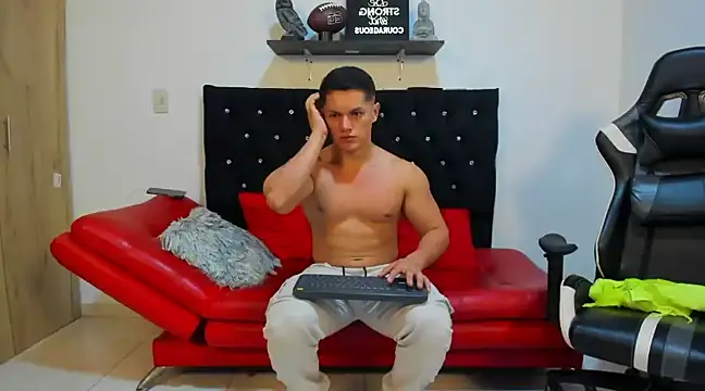 julian wallace online show from 03-17-25, 01:14