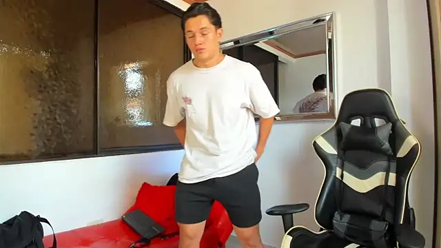 julian wallace online show from 03-05-26, 07:43