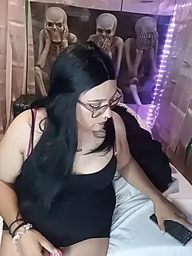 JOSSYANNE online show from 10-17-25, 03:53