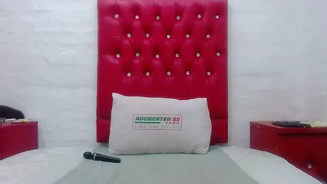 Snapshot of KARLASKYYxx chatting on 02-21-26, 04:52 KARLASKYYxx online show from 02-21-26, 04:52